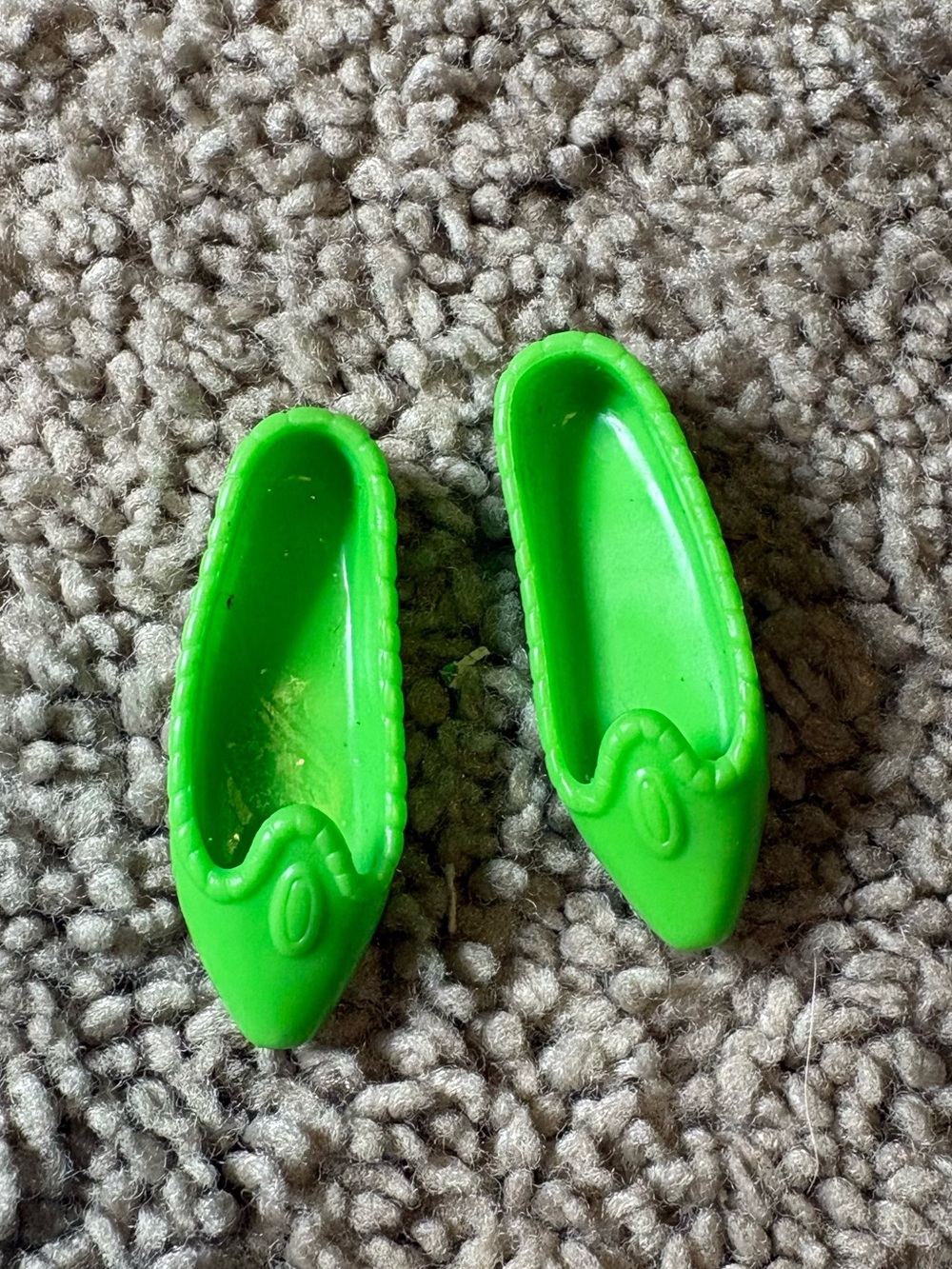 2007 Shrek Fiona shoes